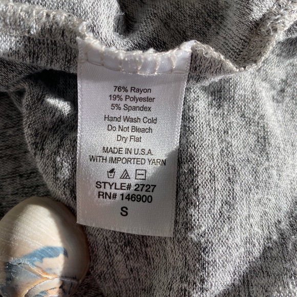 Market & Spruce Short-sleeve High-low Top Grey S - Picture 6 of 7